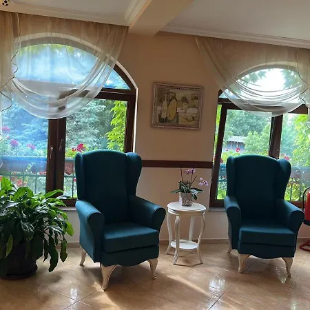 夹竹桃酒店和网球俱乐部 3* 阳光海滩