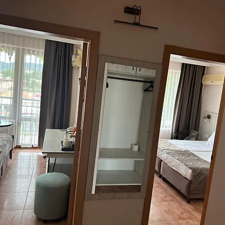 Oleander House And Tennis Club Slantchev Briag