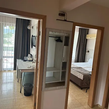 Oleander House And Tennis Club 3* Napospart