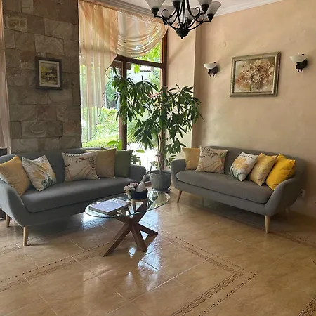 Oleander House And Tennis Club Hotel Slantchev Briag