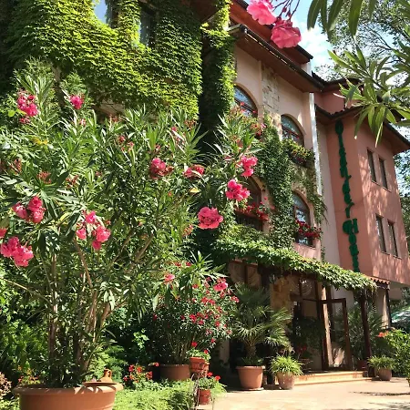 Oleander House And Tennis Club Hotell 3*