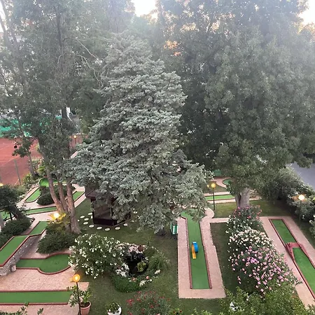 Hotell Oleander House And Tennis Club 3*
