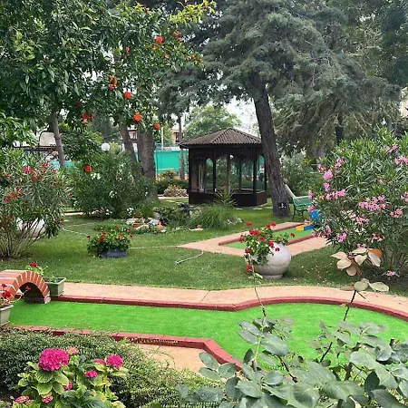 Oleander House And Tennis Club Hotell Slăntjev Brjag