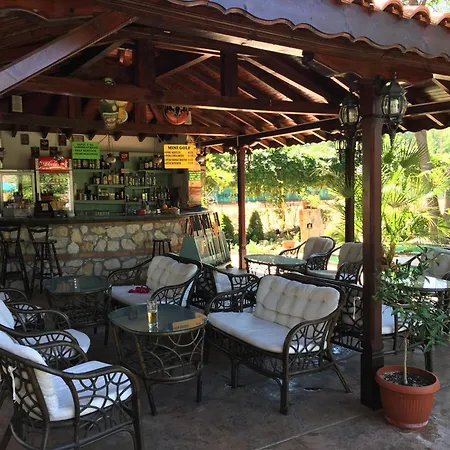 Oleander House And Tennis Club Hotell 3*