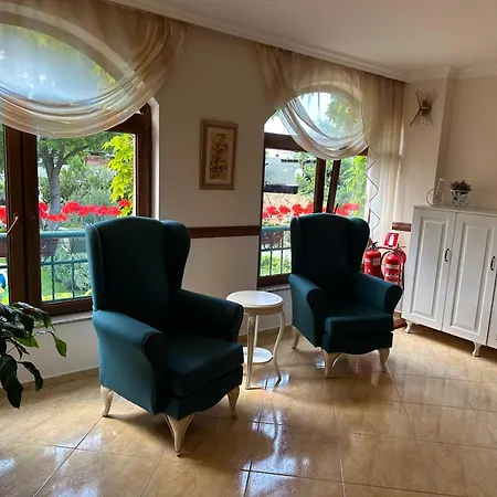 Hotell Oleander House And Tennis Club 3*