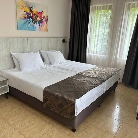 Oleander House And Tennis Club Hotell Slăntjev Brjag
