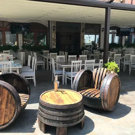Hotell Oleander House And Tennis Club 3*
